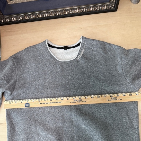 Alala distressed gray pullover sweatshirt - Picture 7 of 9